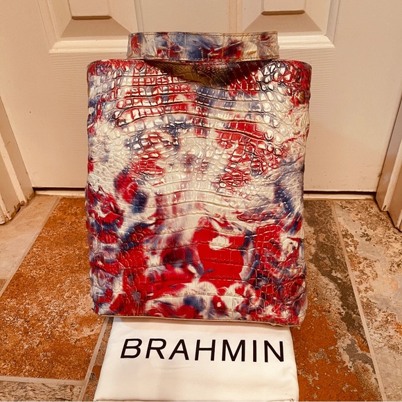 🇺🇸BEAUTIFUL BRAHMIN AMELIA BUCKET BAG in VALOR!!! - Picture 2 of 16